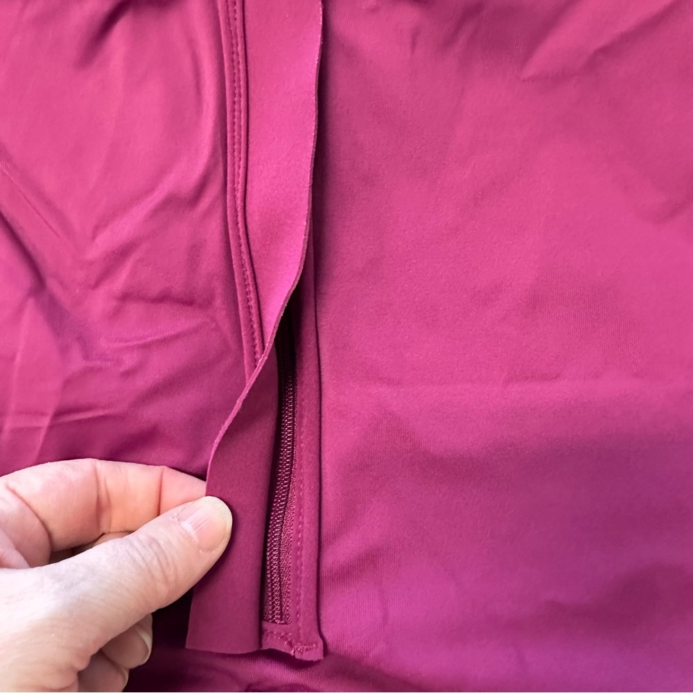 Sweaty Betty Berry Front-Zip High Neck Sports Bra - Picture 6 of 8